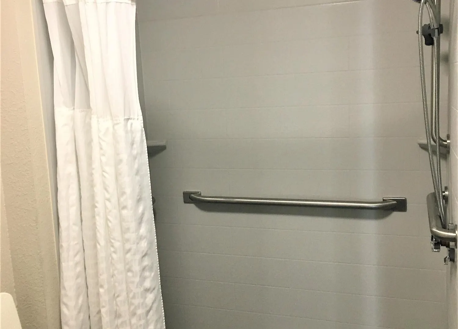 Comfort Suites Nashville Airport - Bna