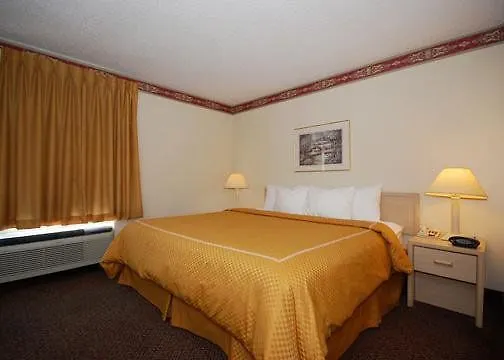 Comfort Suites Nashville Airport - Bna Hotel