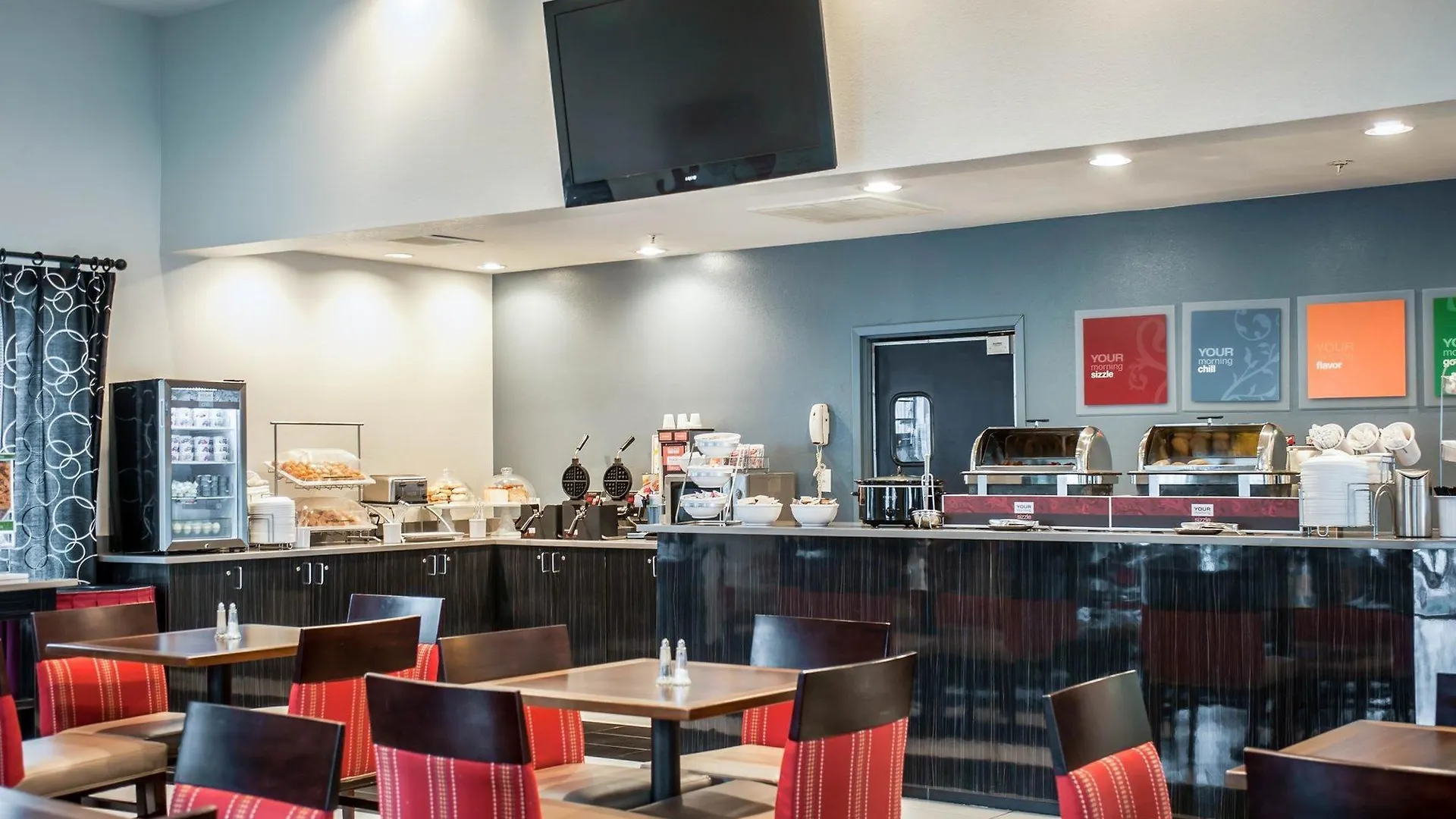 ** Hotel Comfort Suites Nashville Airport - Bna USA