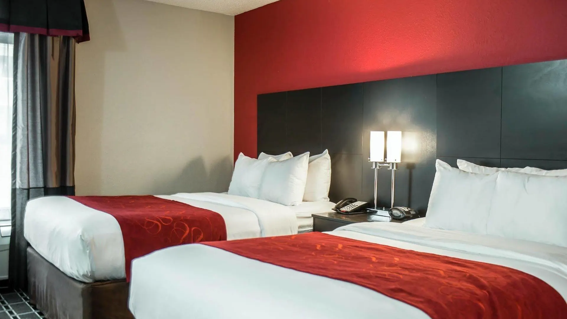 Comfort Suites Nashville Airport - Bna